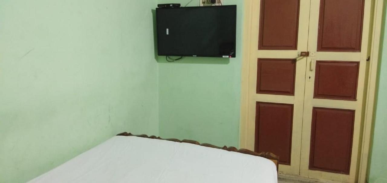 Family Guest House Near Bus-Stand Puducherry Zewnętrze zdjęcie